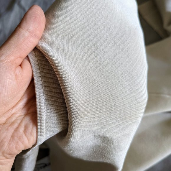 BNWT Babaton Cambria Bandage Dress (M) - Picture 5 of 7